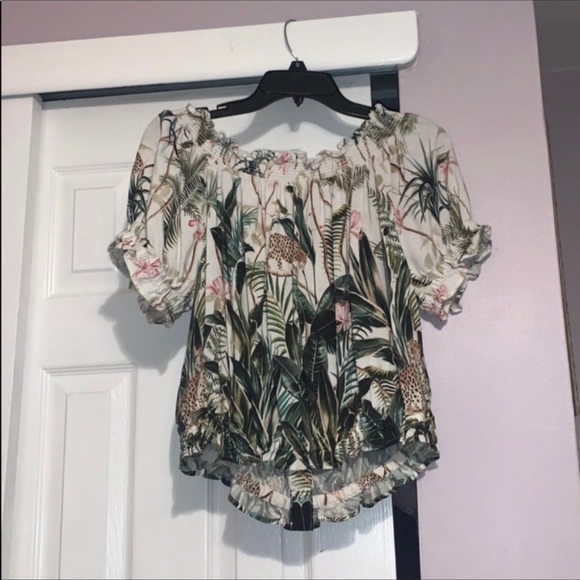 Nwot H and m top - Picture 5 of 6